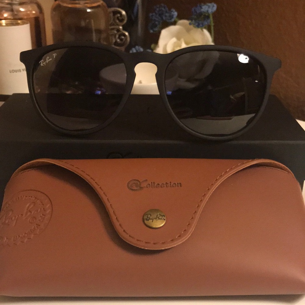 SOLD NEW Ray-Ban Erika @ Collection - Polarized